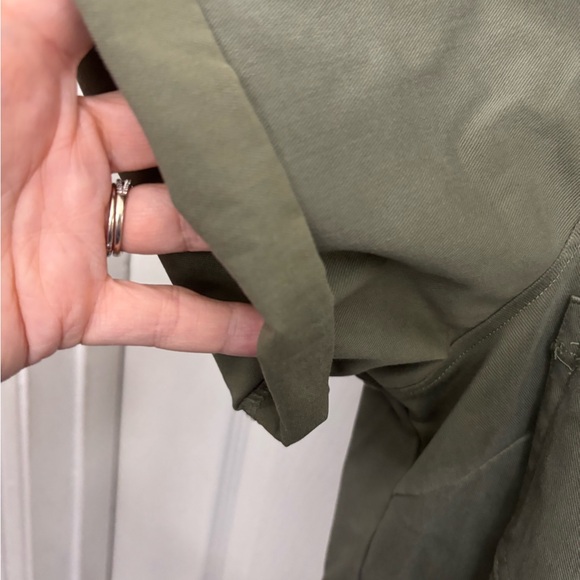 Mono B Sage Green Women’s Utility Short-Sleeved Jumpsuit 6 Pockets, Size L - Picture 8 of 11